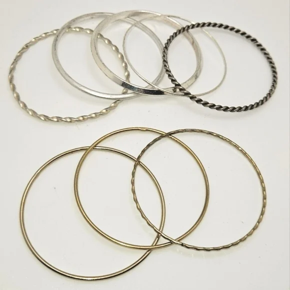 🟢3/$19🟢 Mixed Bracelet Lot 8x Piece Silver Gold Metal Bangle Bracelets - Picture 2 of 3